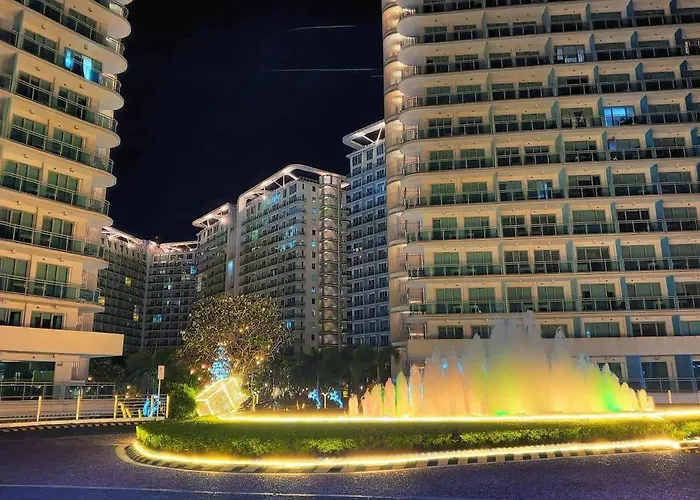 Azure Staycation Ronaldinnes Place Aparthotel Manila