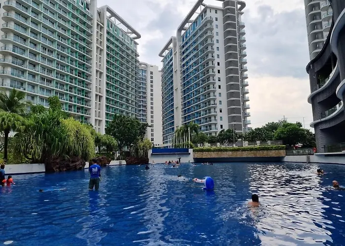 Azure Staycation Ronaldinnes Place * Manila